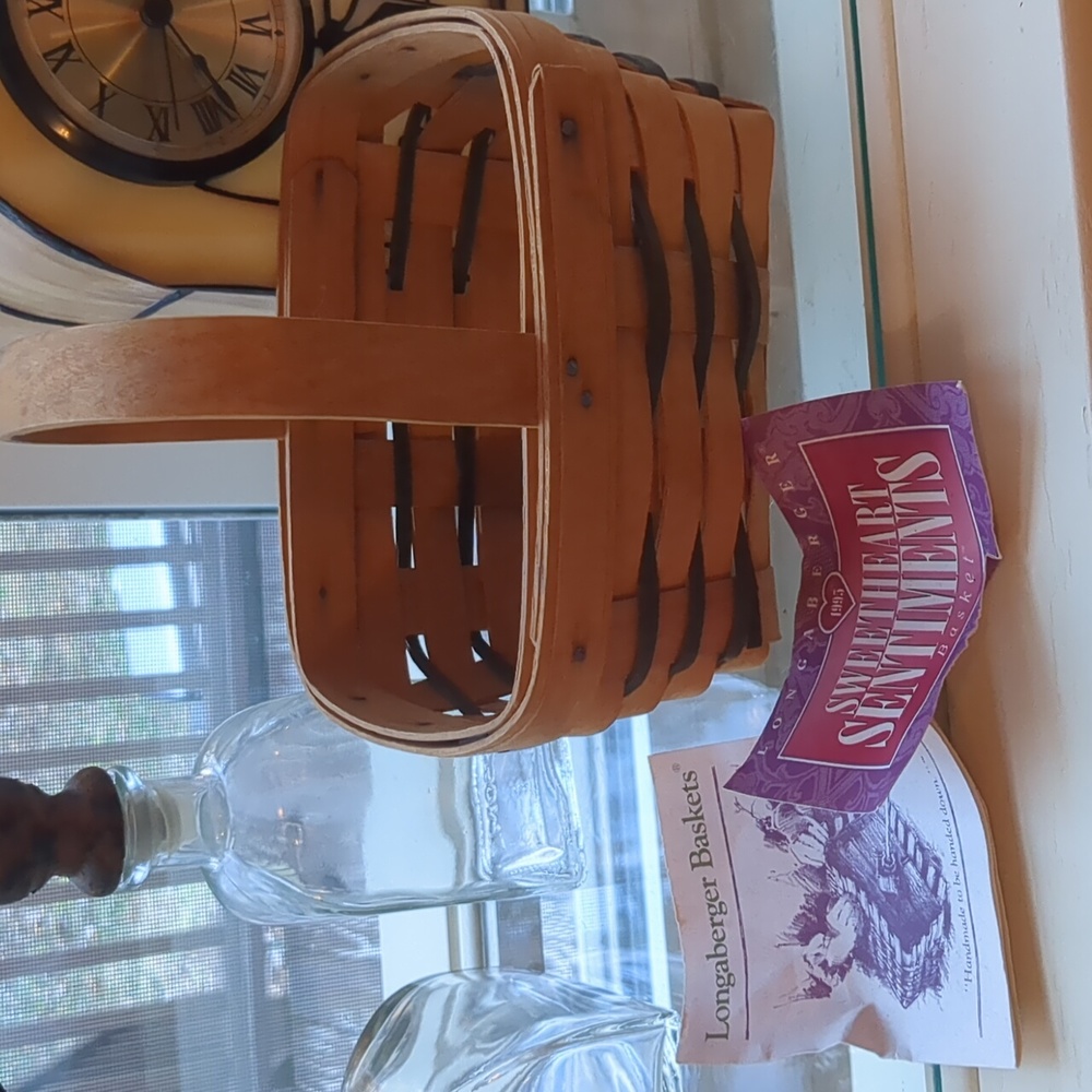 Longaberger Sweetheart Basket Small
